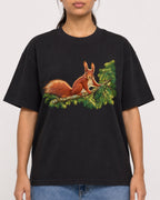 Mockup Boxy Heavyweight Tee Black female close-up 16
