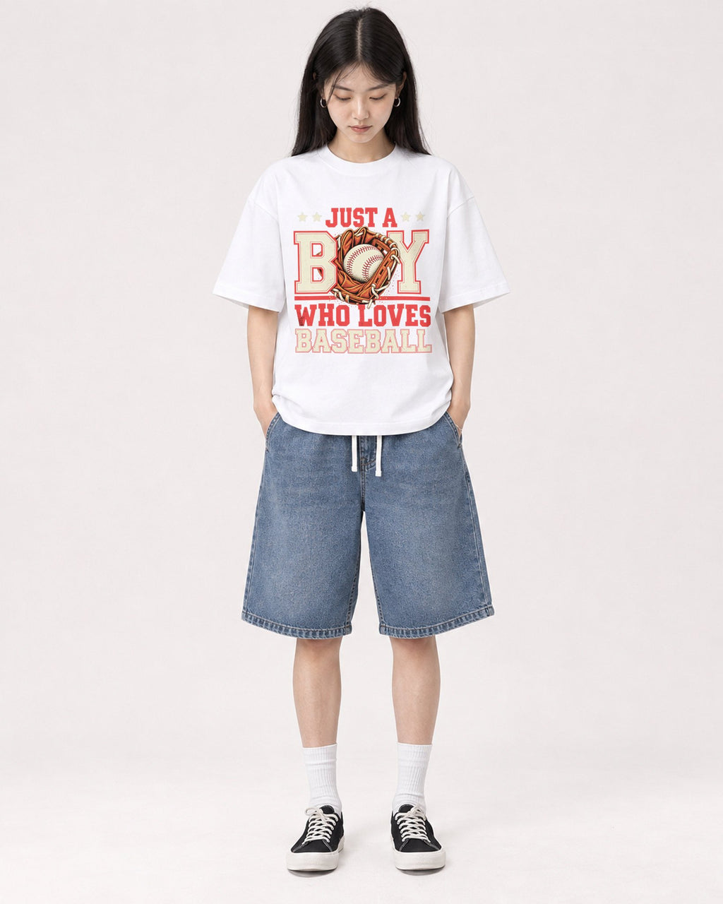 Mockup Boxy Heavyweight Tee White female full-body 01