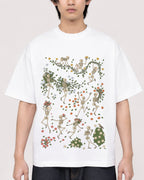 Mockup Boxy Heavyweight Tee White male close-up 11