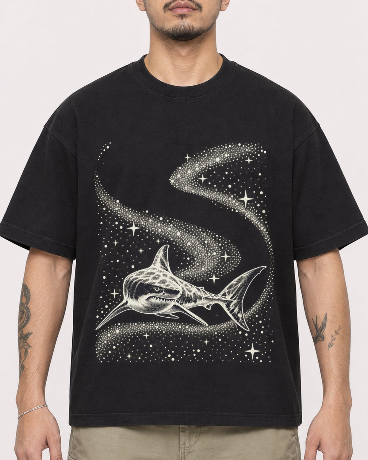 Mockup Boxy Heavyweight Tee Black male close-up 12