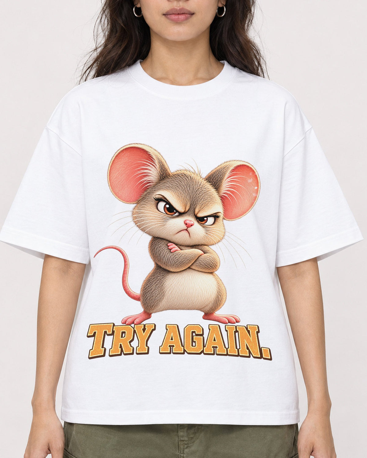 Mockup Boxy Heavyweight Tee White female close-up 02