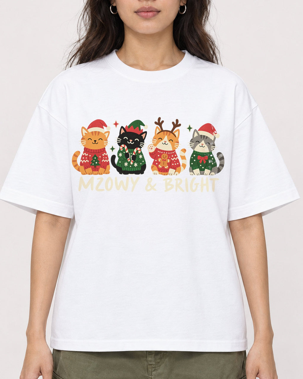 Mockup Boxy Heavyweight Tee White female close-up 02