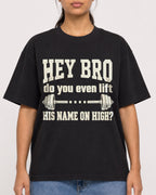 Mockup Boxy Heavyweight Tee Black female close-up 16