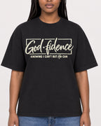 Mockup Boxy Heavyweight Tee Black female close-up 04