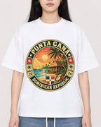 Mockup Boxy Heavyweight Tee White female close-up 01