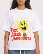 Mockup Boxy Heavyweight Tee White female close-up 06