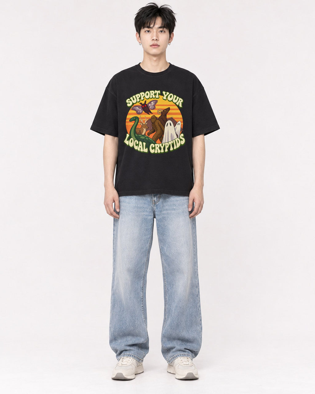 Mockup Boxy Heavyweight Tee Black male full-body 01