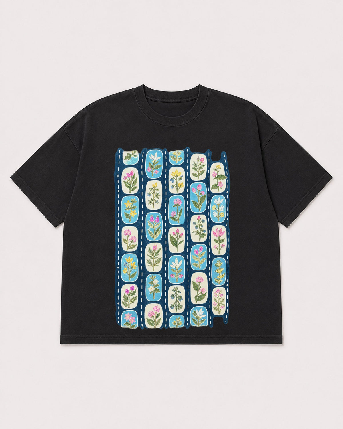 Mockup Boxy Heavyweight Tee Black product
