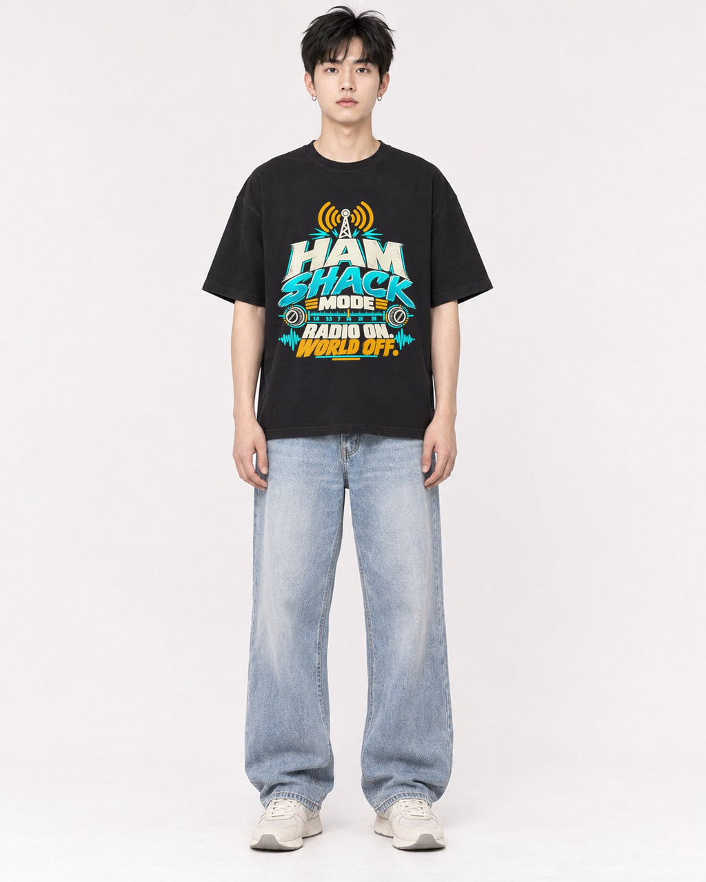 Mockup Boxy Heavyweight Tee Black male full-body 01