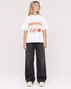 Mockup Boxy Heavyweight Tee White female full-body 08