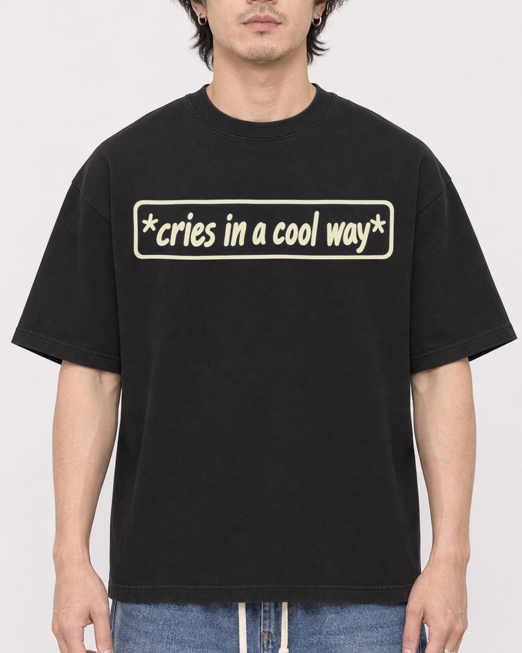 Mockup Boxy Heavyweight Tee Black male close-up 03