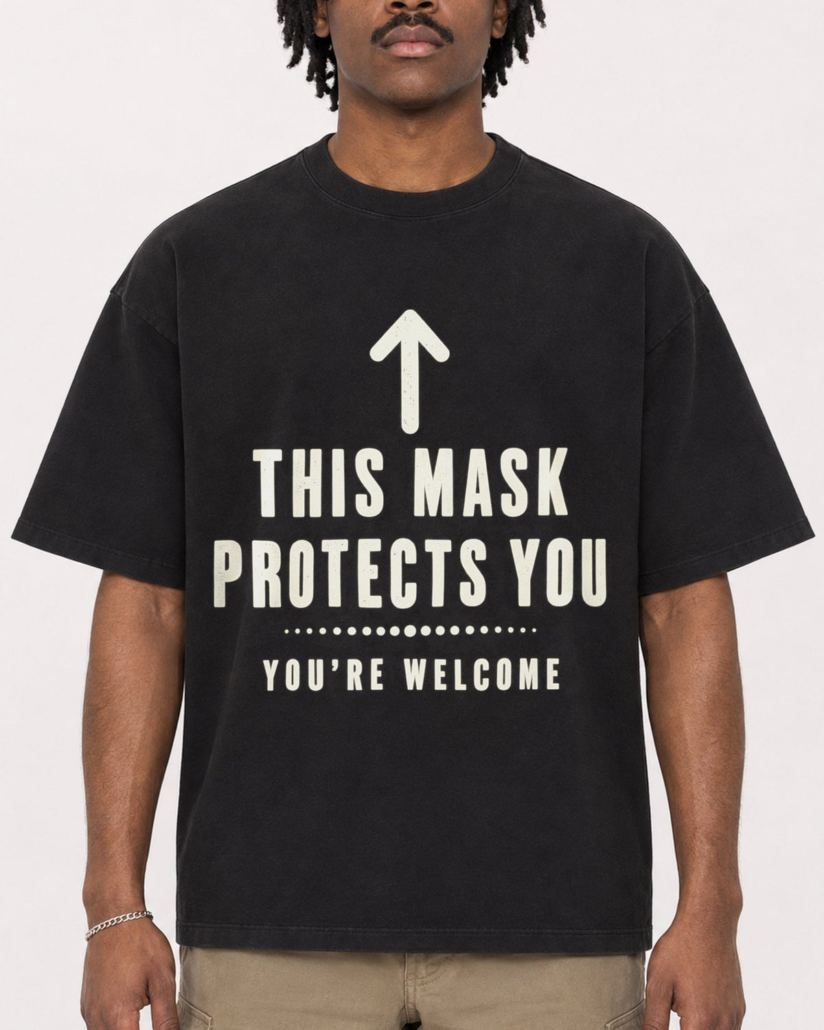 Mockup Boxy Heavyweight Tee Black male close-up 04