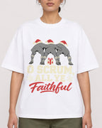 Mockup Boxy Heavyweight Tee White female close-up 17