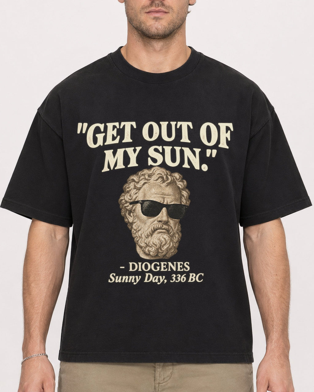 Mockup Boxy Heavyweight Tee Black male close-up 08