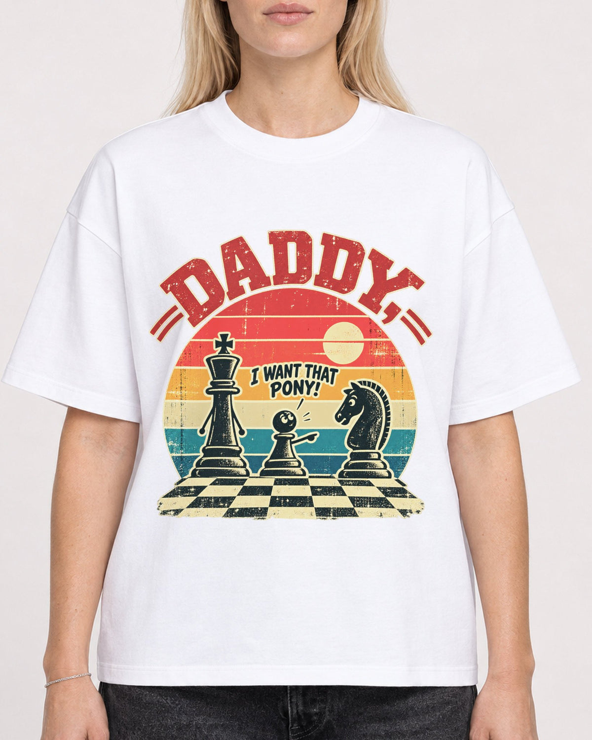 Mockup Boxy Heavyweight Tee White female close-up 08