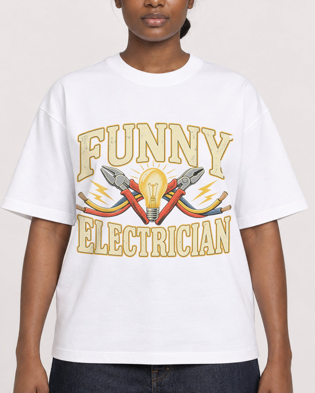 Mockup Boxy Heavyweight Tee White female close-up 34