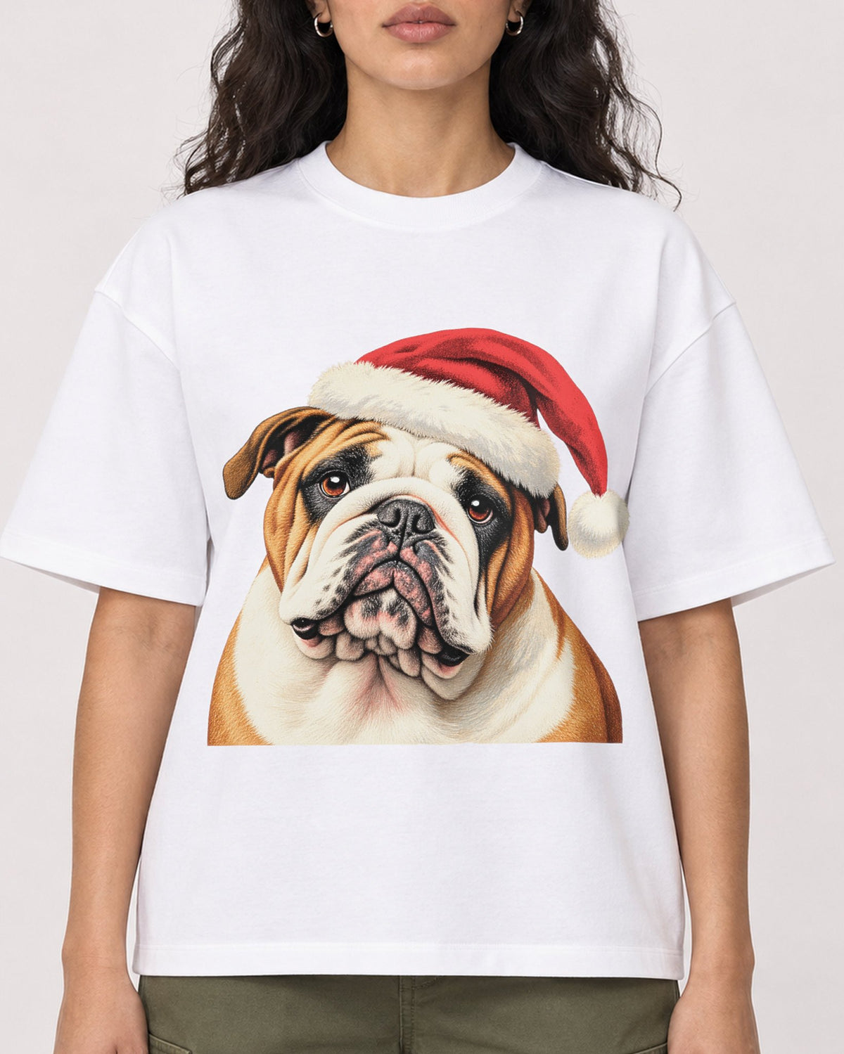 Mockup Boxy Heavyweight Tee White female close-up 07