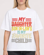 Mockup Boxy Heavyweight Tee White female close-up 08