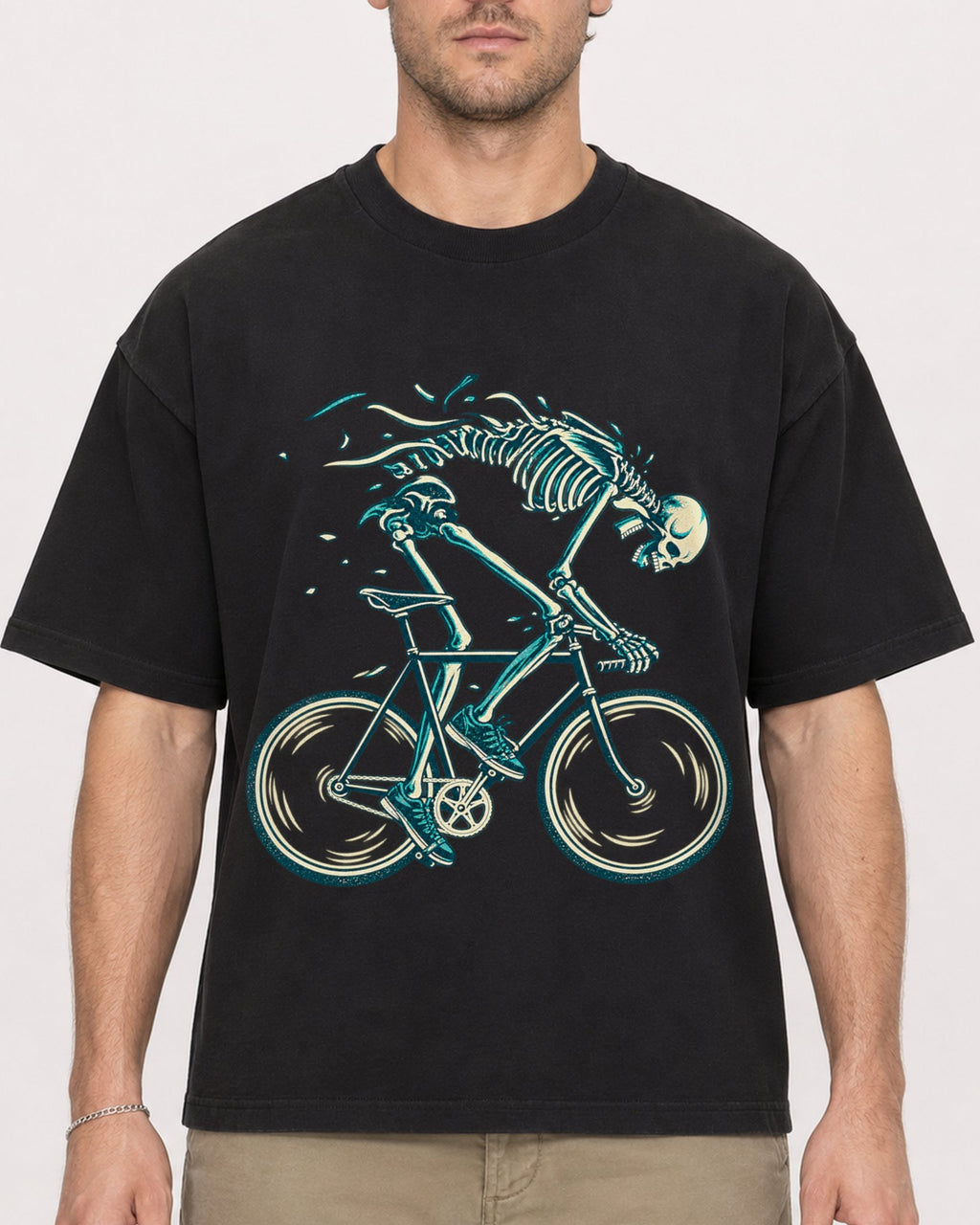 Mockup Boxy Heavyweight Tee Black male close-up 08