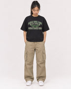 Mockup Boxy Heavyweight Tee Black female full-body 42
