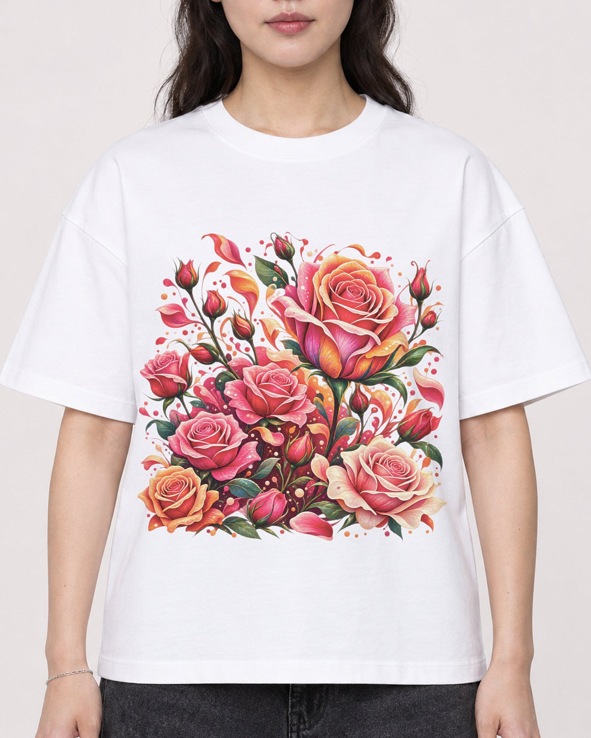 Mockup Boxy Heavyweight Tee White female close-up 03