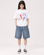 Mockup Boxy Heavyweight Tee White female full-body 01