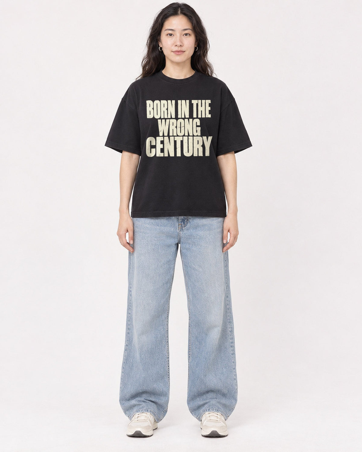 Mockup Boxy Heavyweight Tee Black female full-body 03