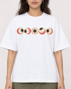 Mockup Boxy Heavyweight Tee White female close-up 02
