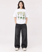 Mockup Boxy Heavyweight Tee White female full-body 03