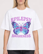 Mockup Boxy Heavyweight Tee White female close-up 08