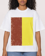 Mockup Boxy Heavyweight Tee White female close-up 05