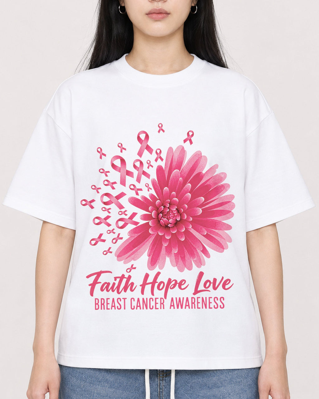 Mockup Boxy Heavyweight Tee White female close-up 01