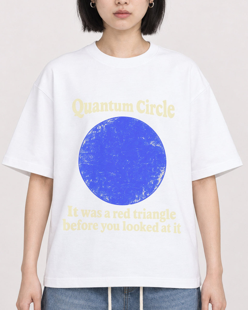 Mockup Boxy Heavyweight Tee White female close-up 11