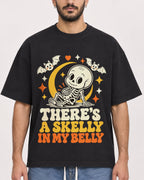 Mockup Boxy Heavyweight Tee Black male close-up 07