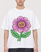 Mockup Boxy Heavyweight Tee White male close-up 01