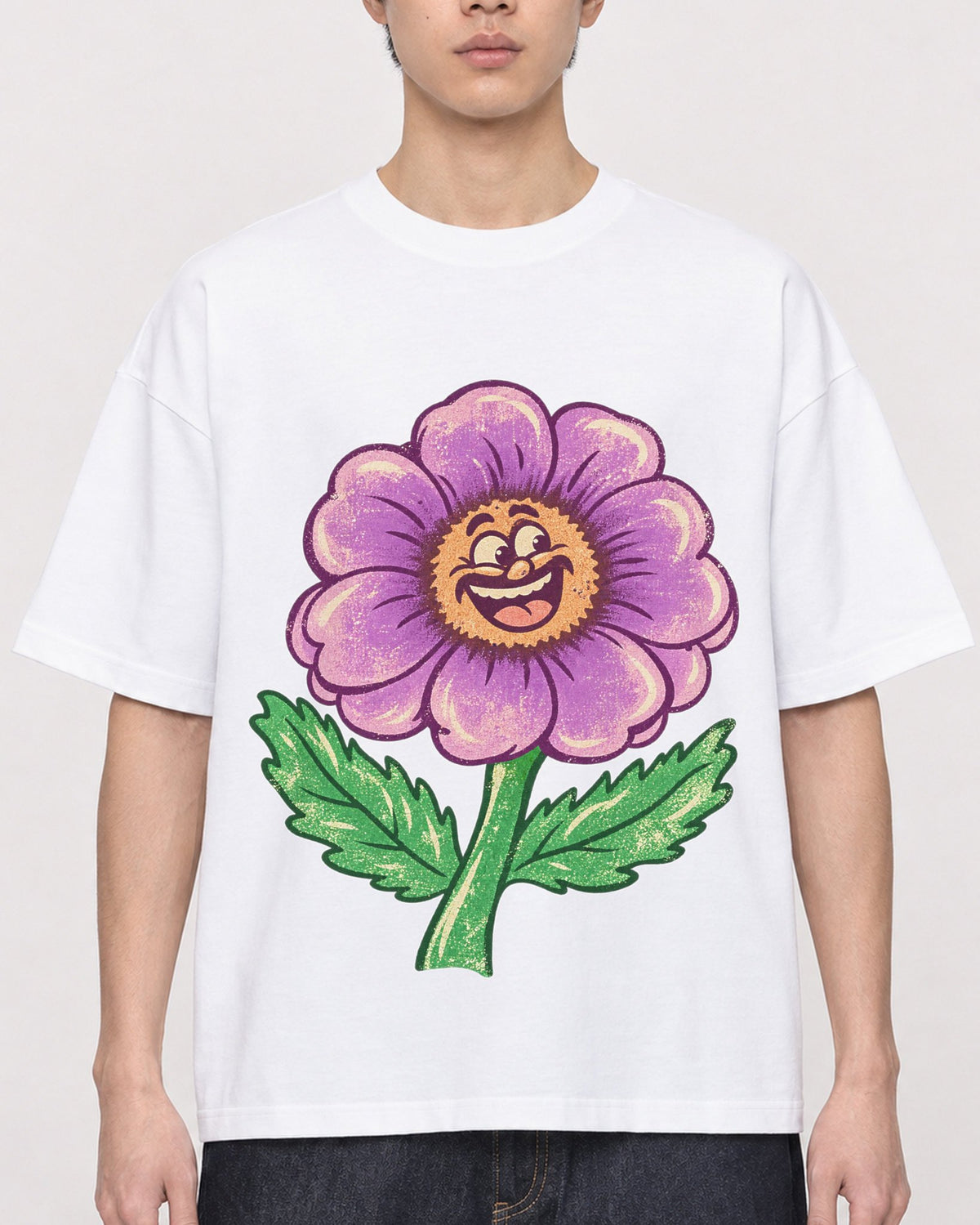 Mockup Boxy Heavyweight Tee White male close-up 01