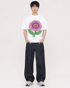 Mockup Boxy Heavyweight Tee White male full-body 01