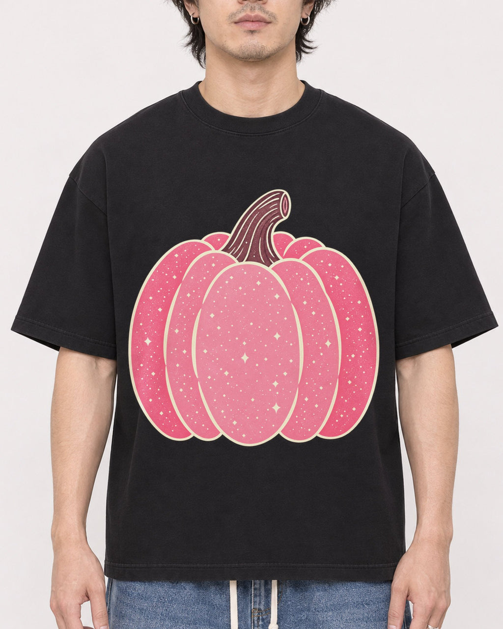 Mockup Boxy Heavyweight Tee Black male close-up 03