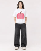Mockup Boxy Heavyweight Tee White female full-body 03