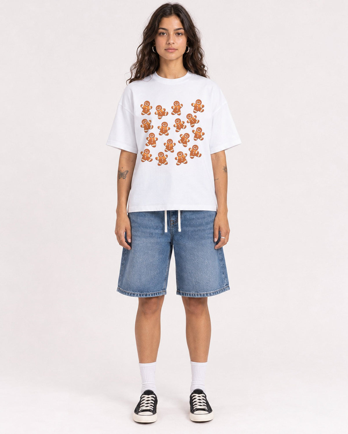 Mockup Boxy Heavyweight Tee White female full-body 06