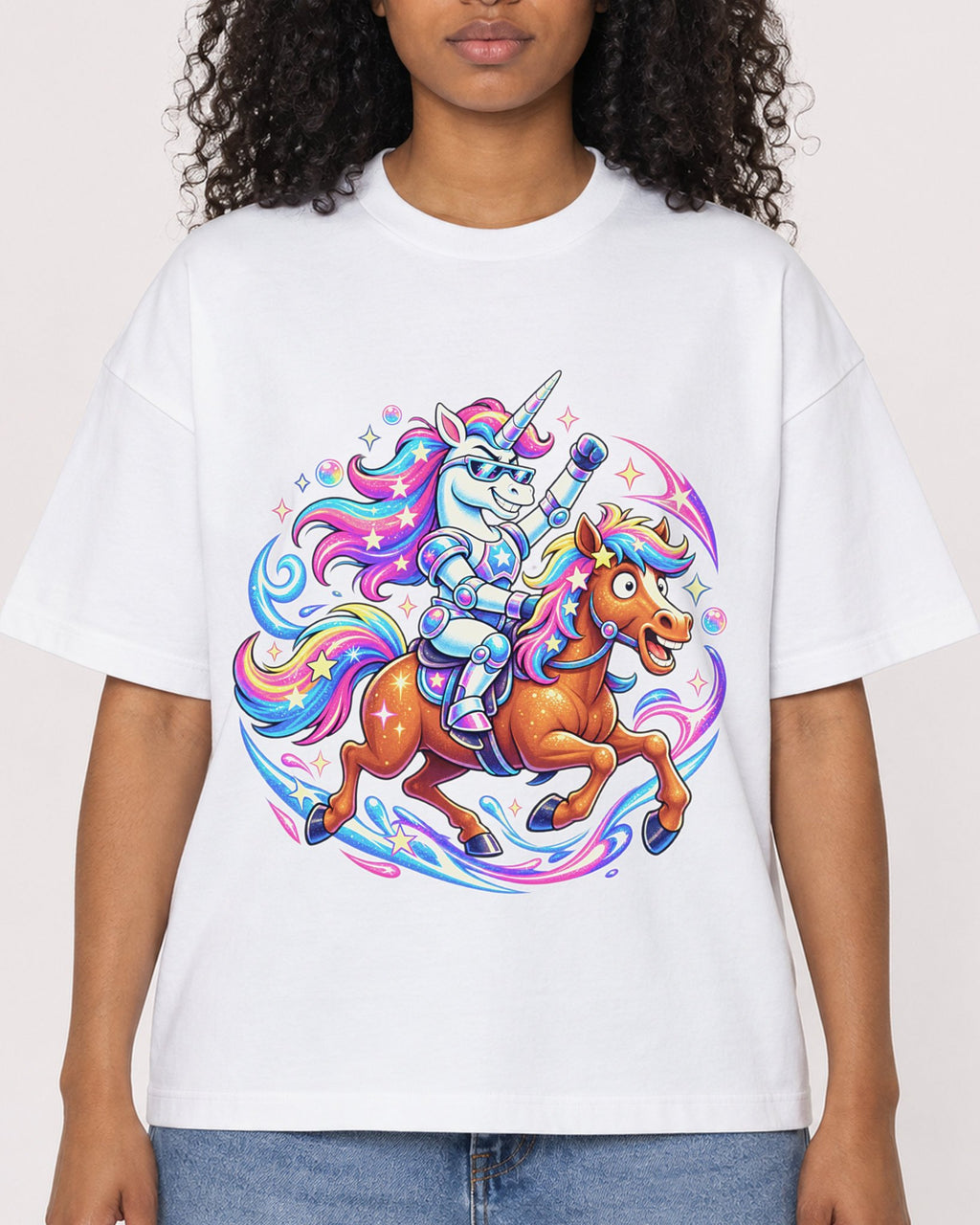 Mockup Boxy Heavyweight Tee White female close-up 05