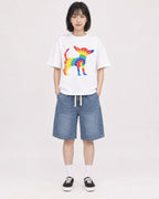 Mockup Boxy Heavyweight Tee White female full-body 11