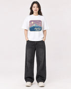 Mockup Boxy Heavyweight Tee White female full-body 03