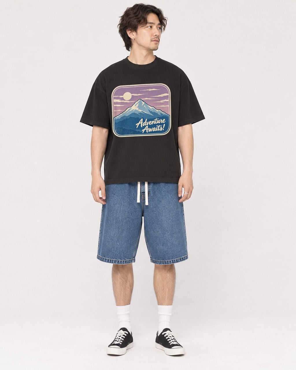 Mockup Boxy Heavyweight Tee Black male full-body 03