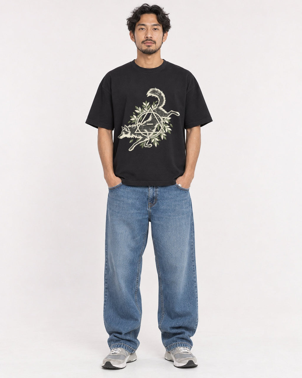 Mockup Boxy Heavyweight Tee Black male full-body 02