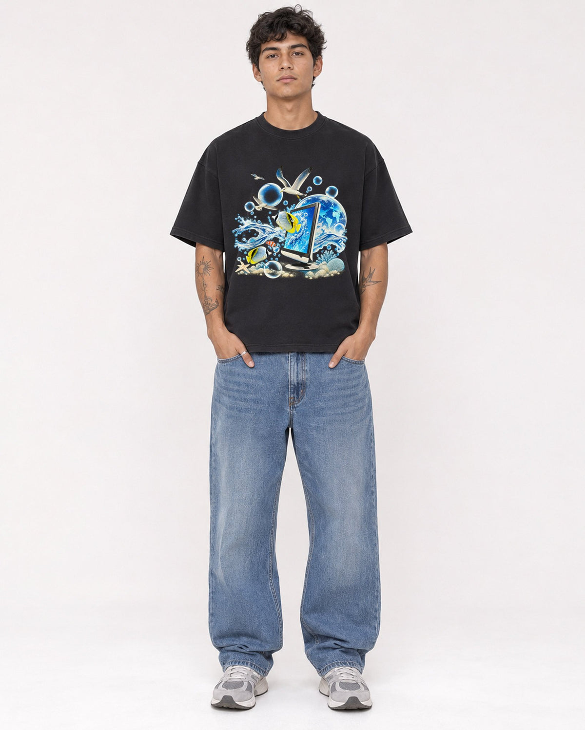 Mockup Boxy Heavyweight Tee Black male full-body 06