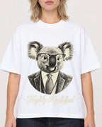 Mockup Boxy Heavyweight Tee White female close-up 19