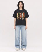 Mockup Boxy Heavyweight Tee Black female full-body 31