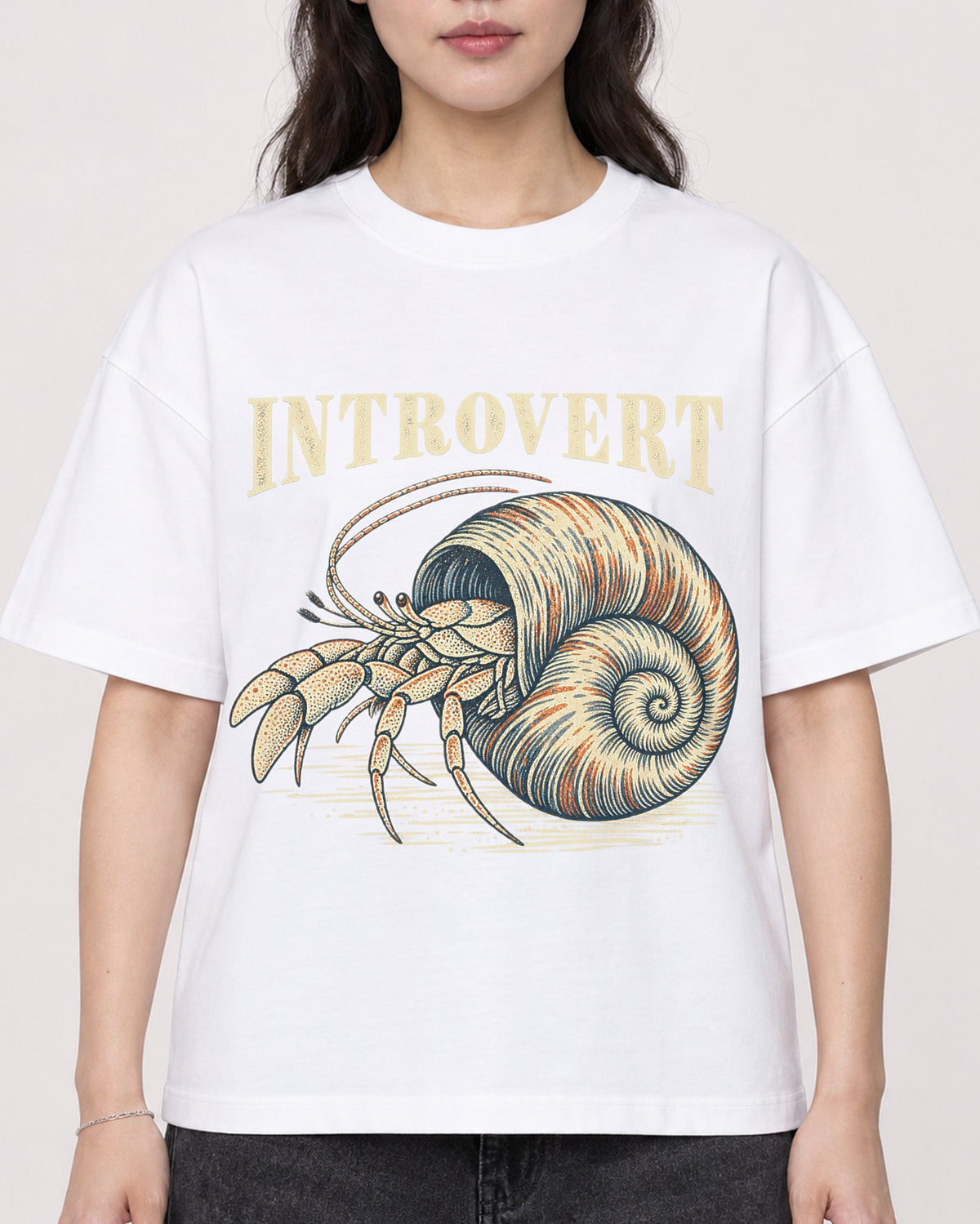 Mockup Boxy Heavyweight Tee White female close-up 03