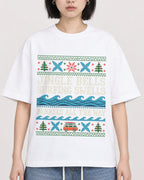Mockup Boxy Heavyweight Tee White female close-up 11
